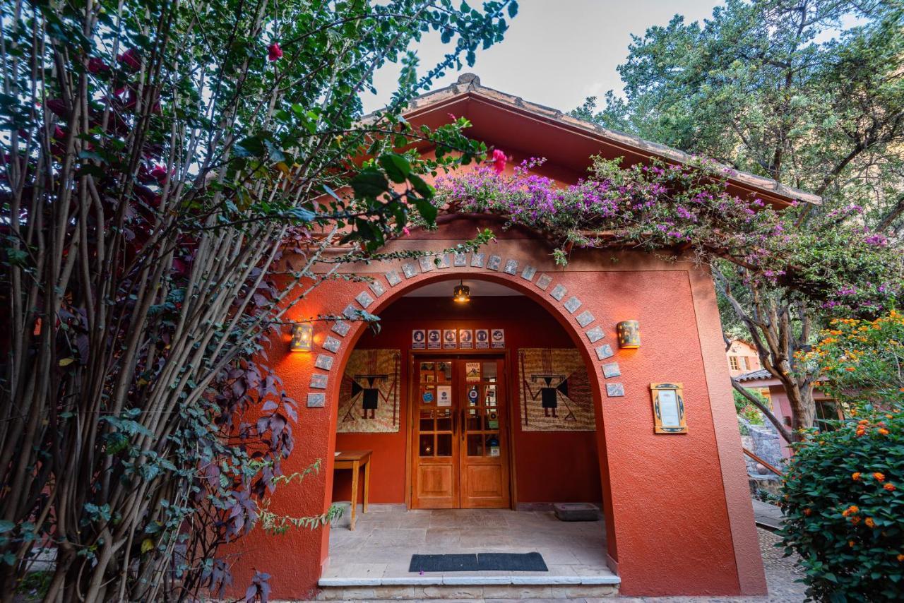 Hotel Pakaritampu Ollantaytambo Ngoại thất bức ảnh