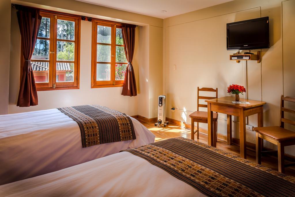 Hotel Pakaritampu Ollantaytambo Ngoại thất bức ảnh